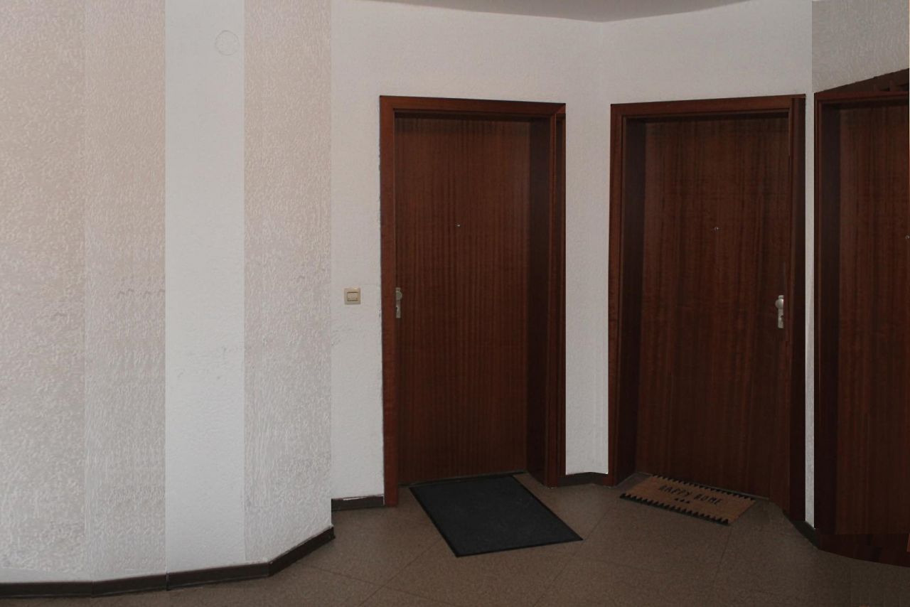 FREIESLEBEN KG - IMMOBILIENMAKLER BOCHUM - Gue - 4 FREIESLEBEN KG - IMMOBILIENMAKLER BOCHUM - Gue - 4