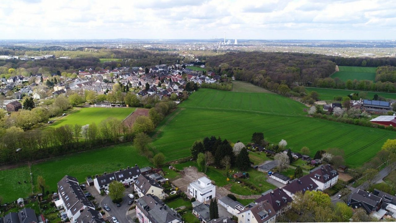 FREIESLEBEN KG-IMMOBILIENMAKLER-BOCHUM-Mehrfamilienhaus-Verkaufen-www.immobilienmakler12.de-5 FREIESLEBEN KG-IMMOBILIENMAKLER-BOCHUM-Mehrfamilienhaus-Verkaufen-www.immobilienmakler12.de-5