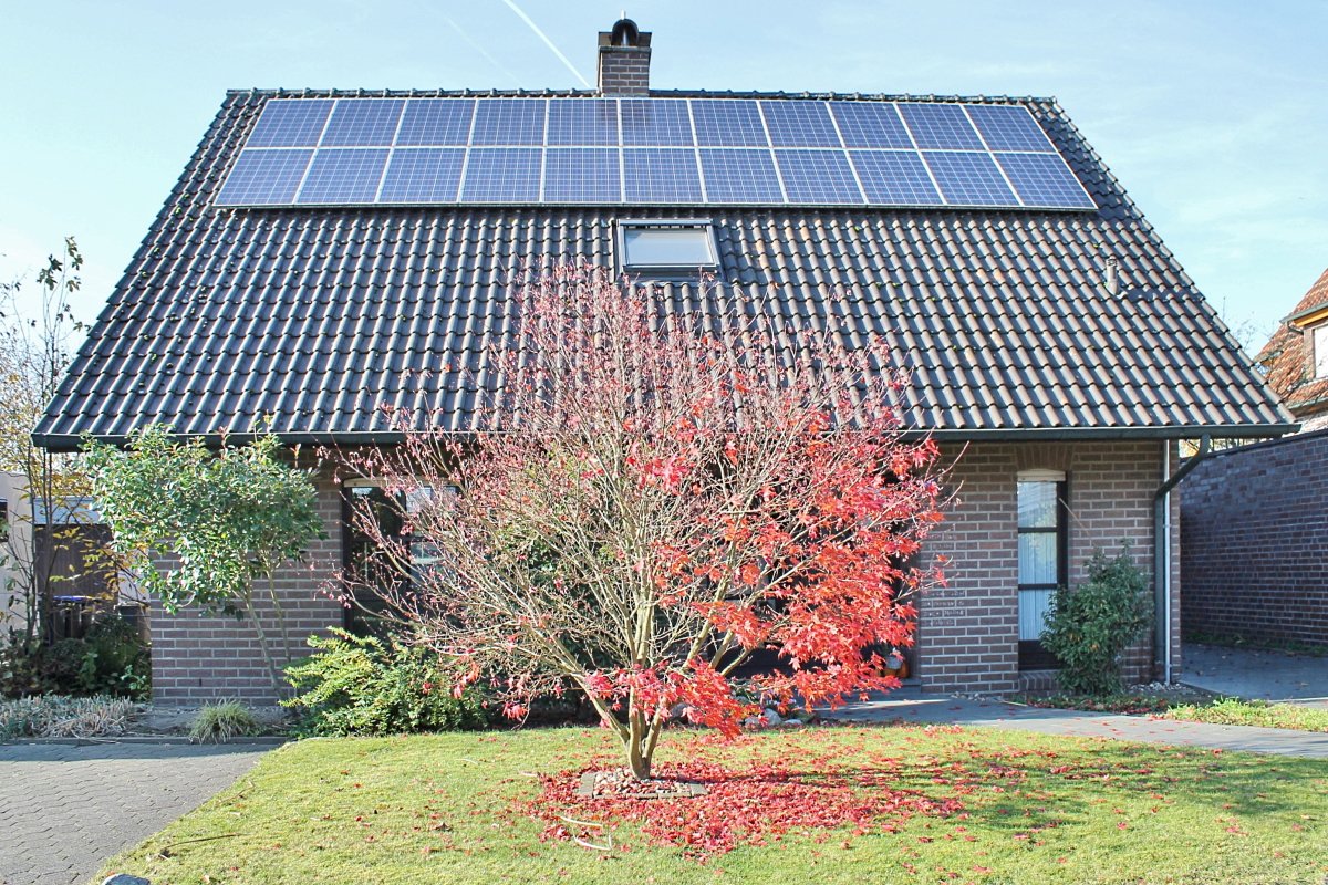 Haus Hinteransicht Haus Hinteransicht