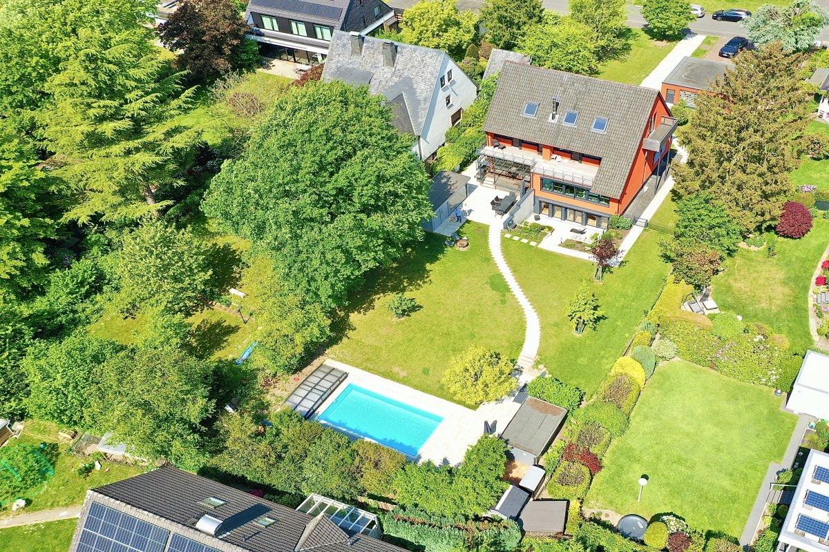 Haus hinten Vogelperspektive Haus hinten Vogelperspektive