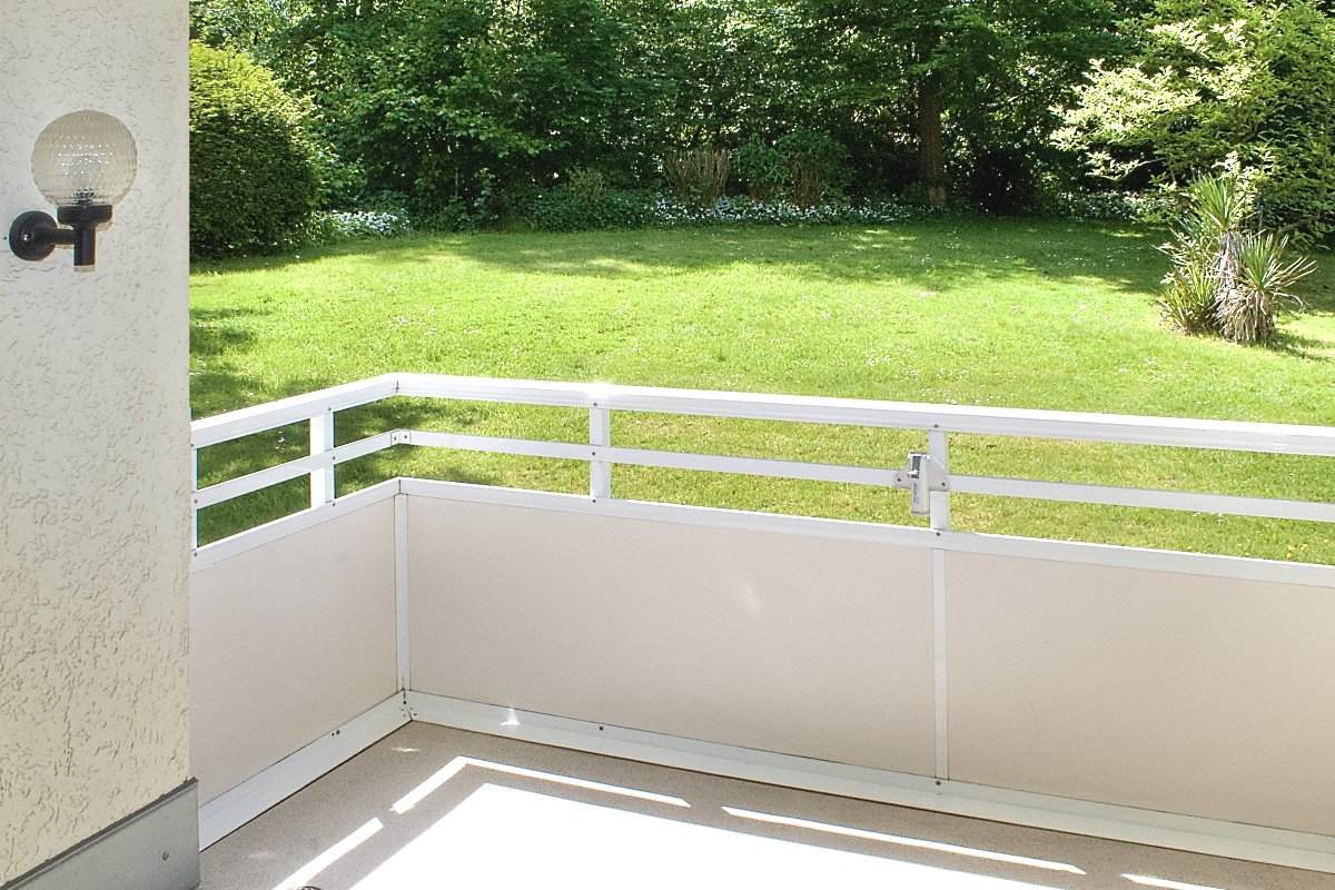 Loggia Blick vom Wohnzimmer Loggia Blick vom Wohnzimmer