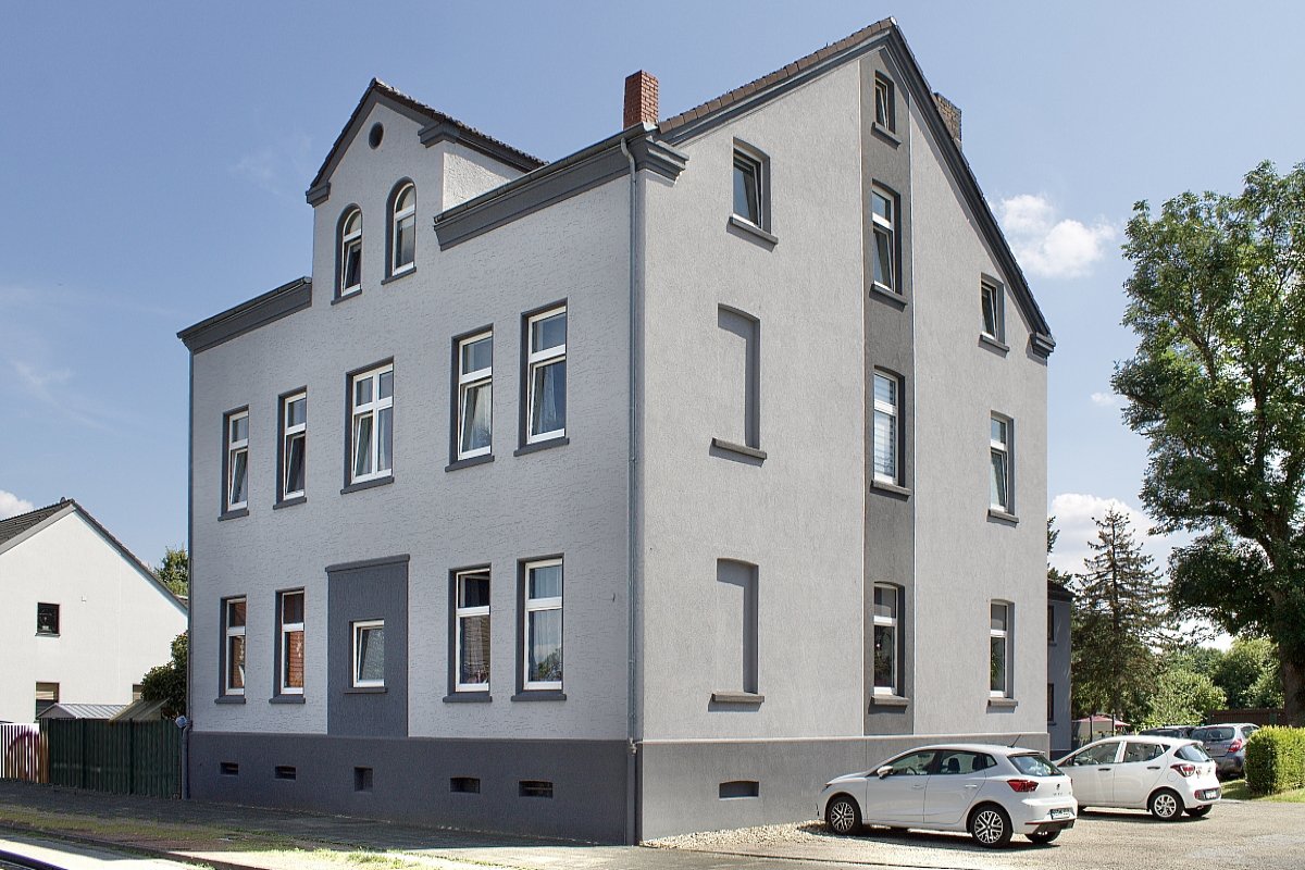 Hausansicht vorne Hausansicht vorne
