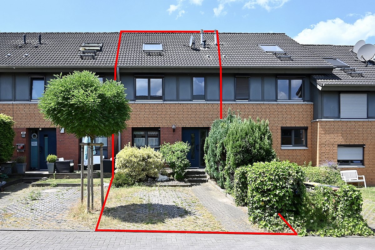 Haus Vorderansiicht Haus Vorderansiicht