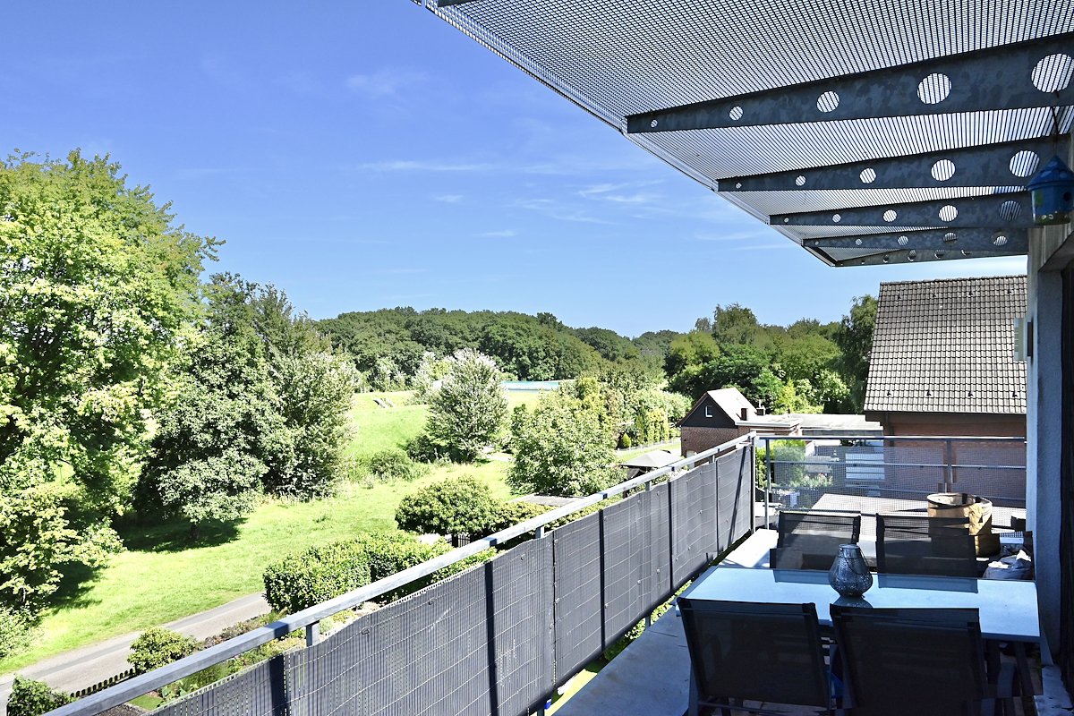 Dachterrasse Blick ins Grüne Dachterrasse Blick ins Grüne