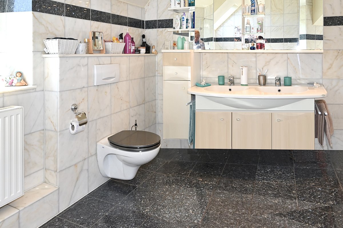 OG Badezimmer OG Badezimmer
