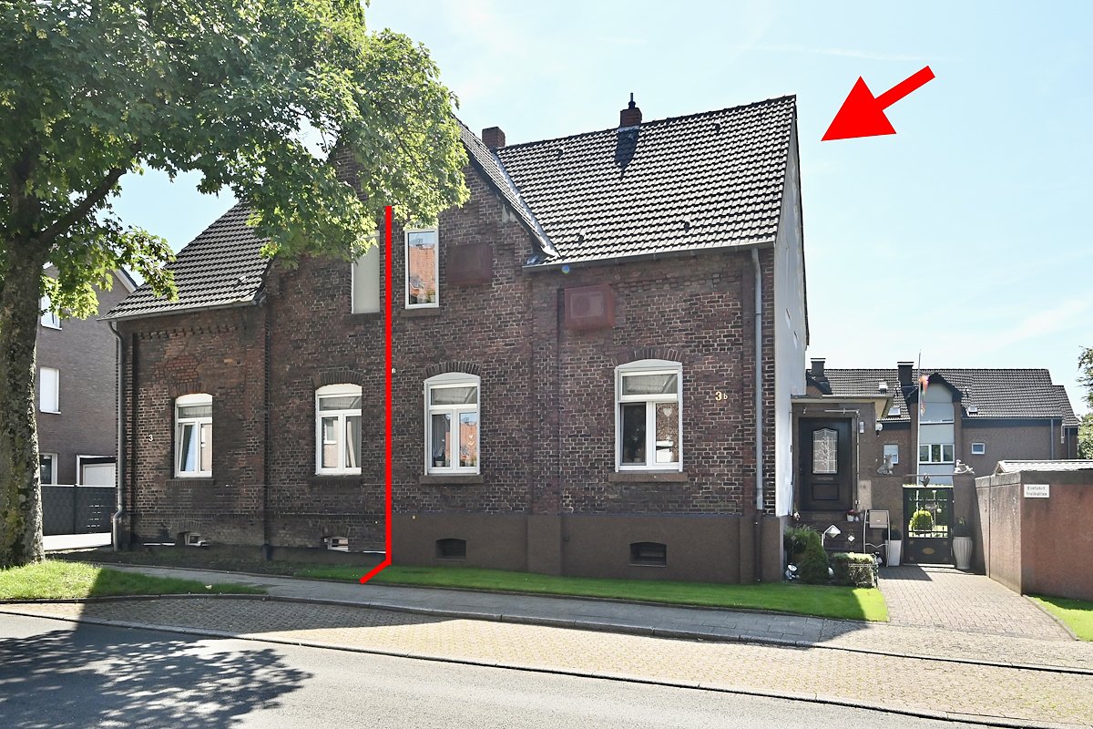 Hausansicht vorne Hausansicht vorne