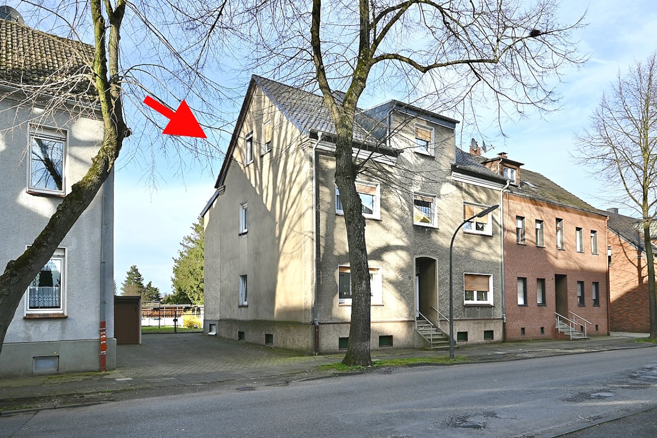 Hausansicht vorne Hausansicht vorne