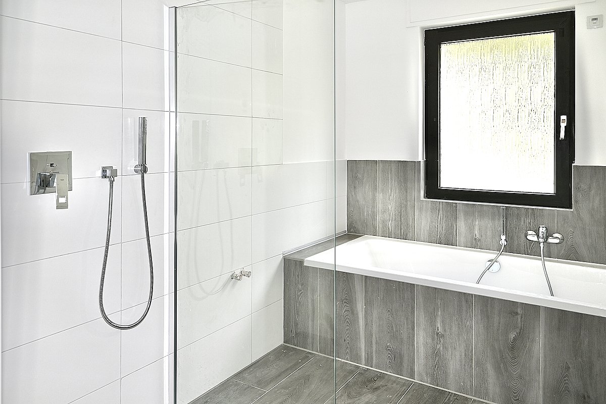 UG Badezimmer UG Badezimmer