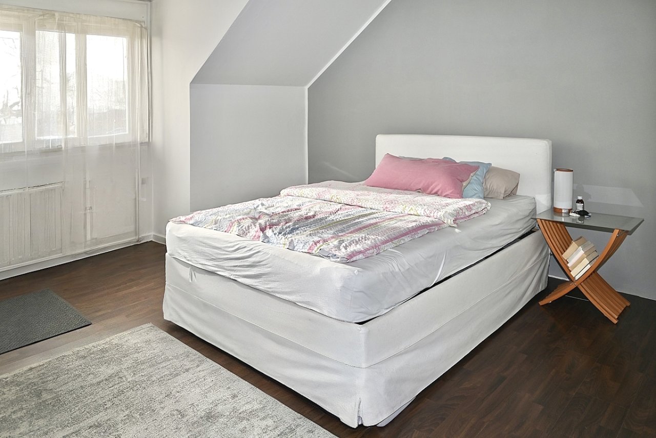DG Schlafzimmer DG Schlafzimmer