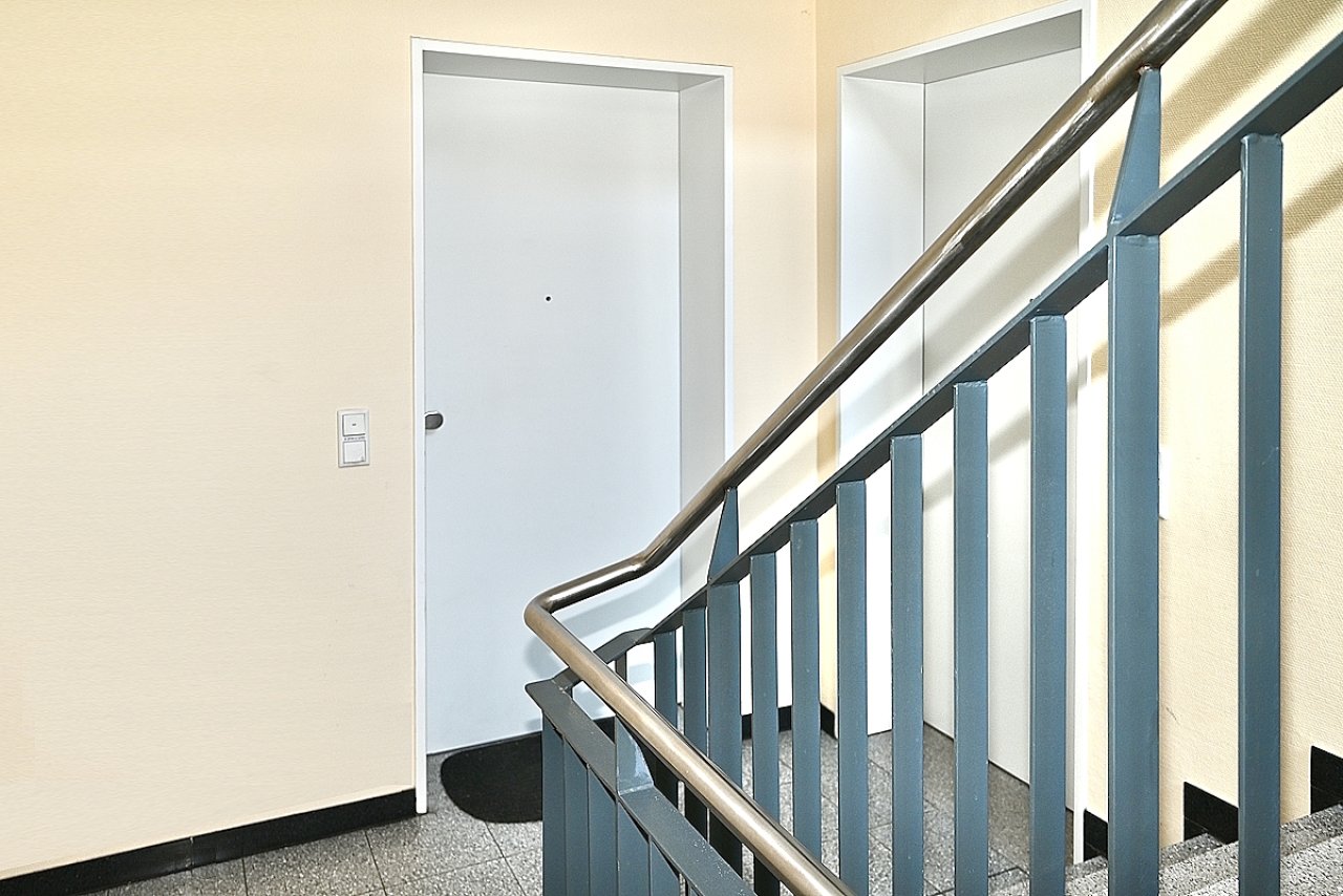 Treppenhaus Wohnungstür Treppenhaus Wohnungstür