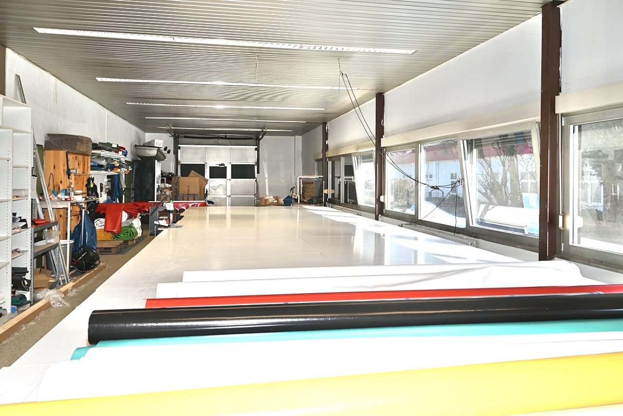 Gewerbehalle innen Gewerbehalle innen