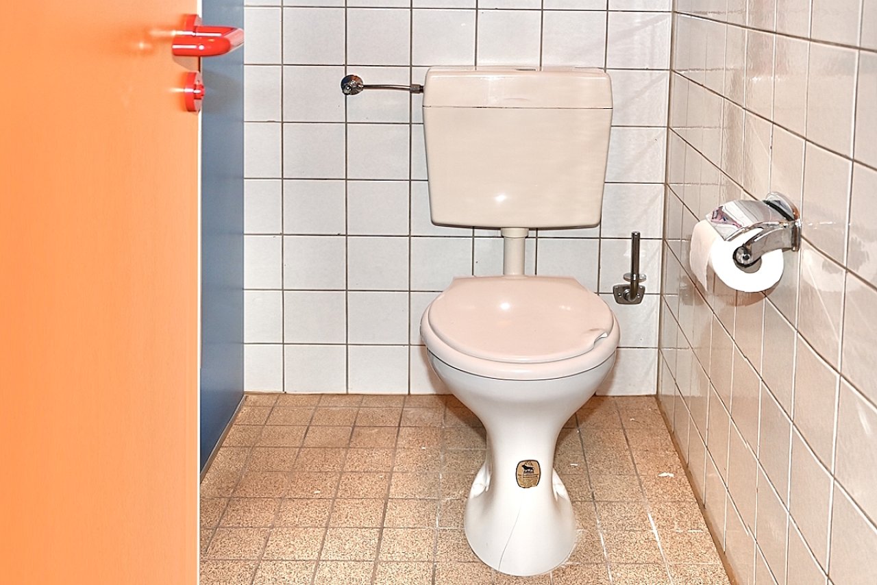Gewerbehalle Sanitärraum Gewerbehalle Sanitärraum