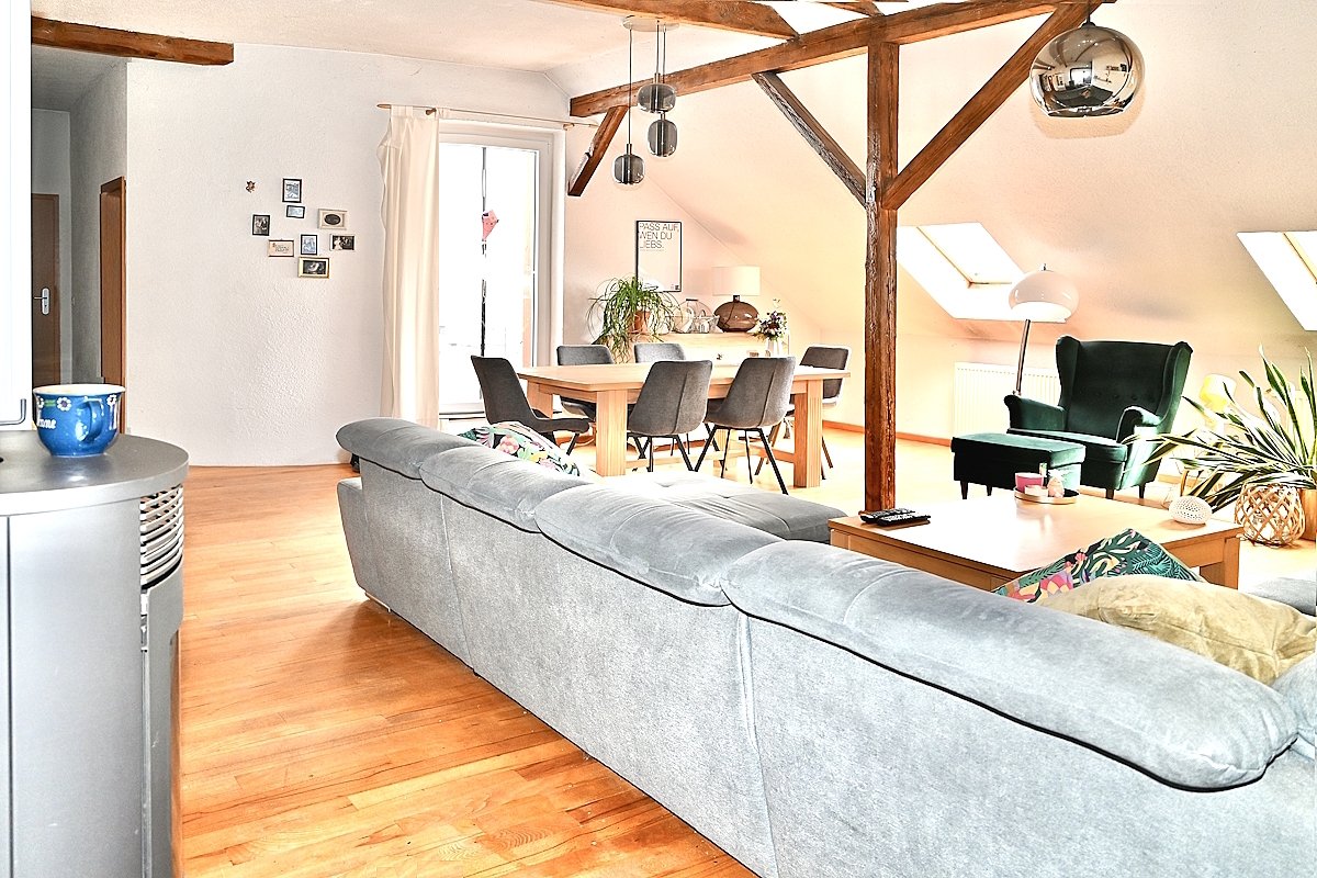 DG Wohnzimmer Zugang Balkon DG Wohnzimmer Zugang Balkon