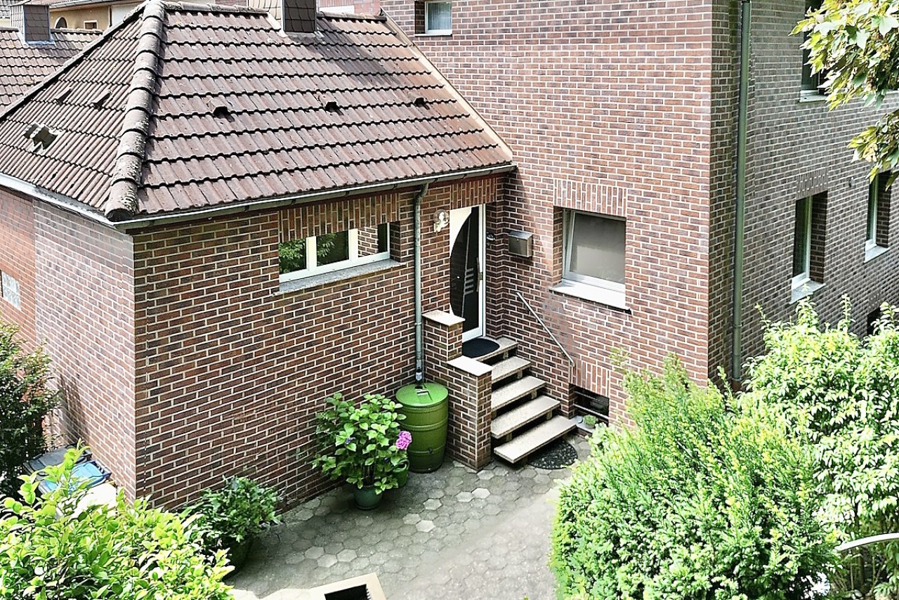 Hausansicht seitlich Hausansicht seitlich