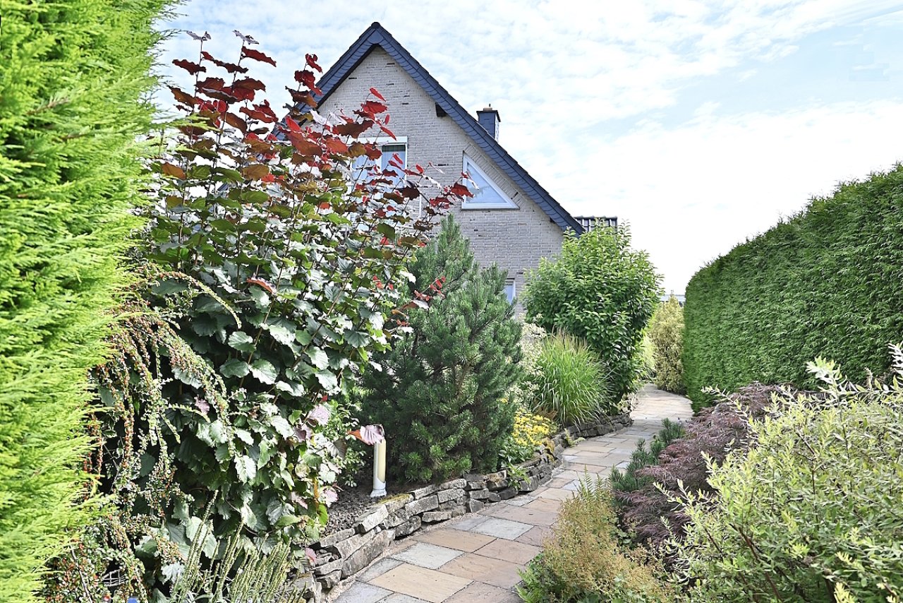 Privatweg zum Haus Privatweg zum Haus