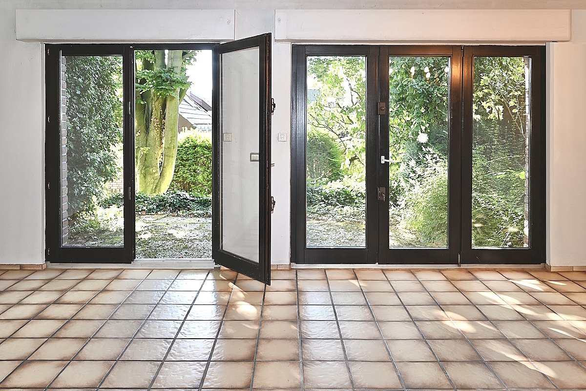 EG Wohnzimmer Blick auf Terrasse EG Wohnzimmer Blick auf Terrasse