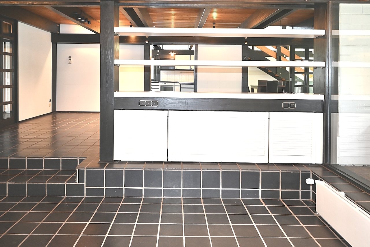 EG Kaminzimmer Blick zur Küche EG Kaminzimmer Blick zur Küche