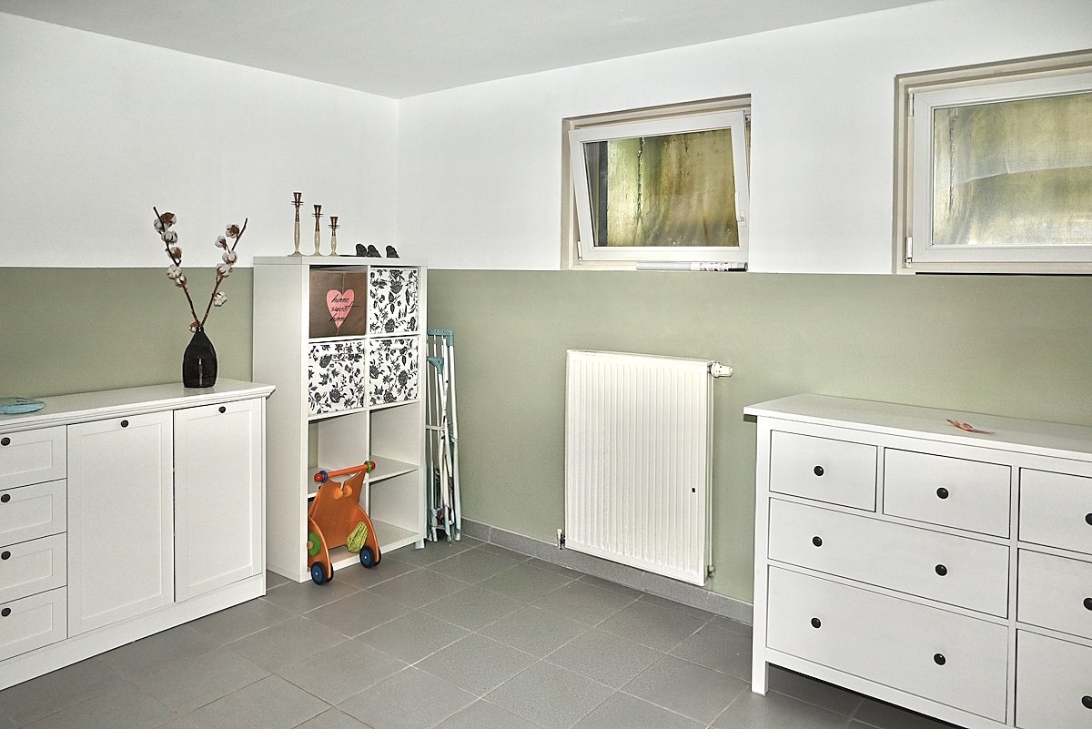 UG Arbeitszimmer rechte Wohnung UG Arbeitszimmer rechte Wohnung