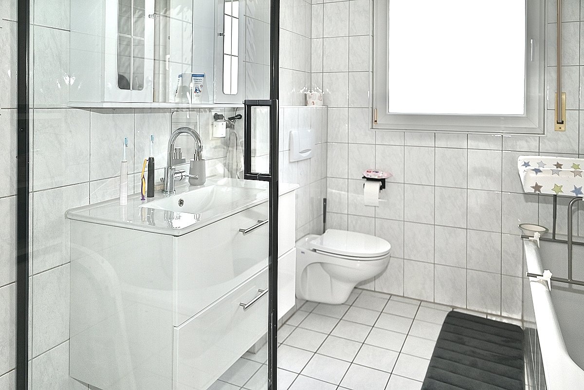 EG Badezimmer rechte Wohnung EG Badezimmer rechte Wohnung