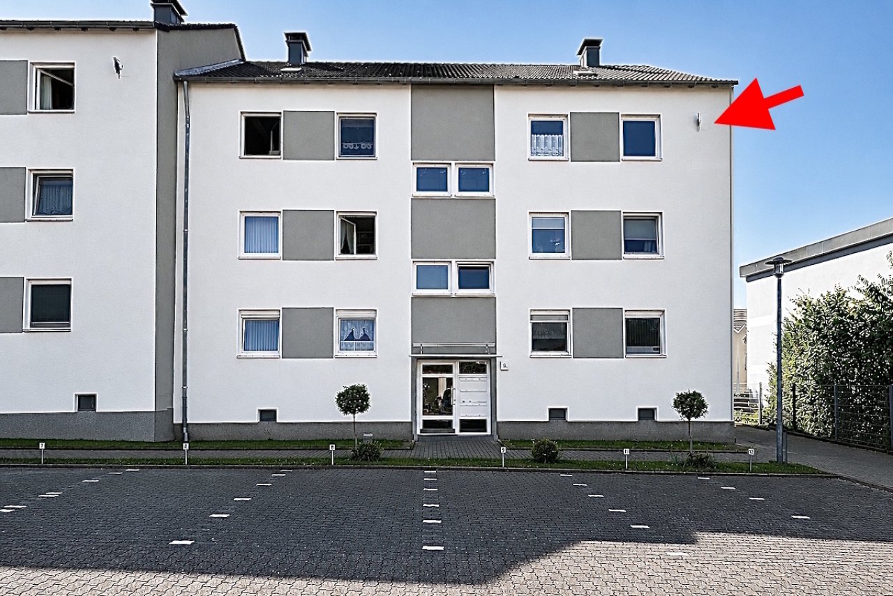 Blick vom Stellplatz zur Wohnung Blick vom Stellplatz zur Wohnung