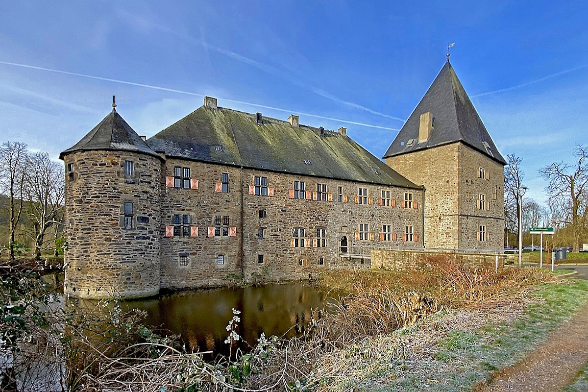 IMMOBILIENMAKLER STIEPEL |  FREIESLEBEN GmbH